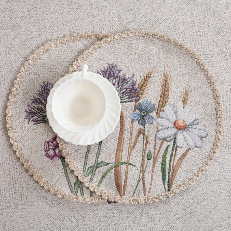 APVALI SERVETĖLĖ - GĖLĖS SU RUGIAIS.