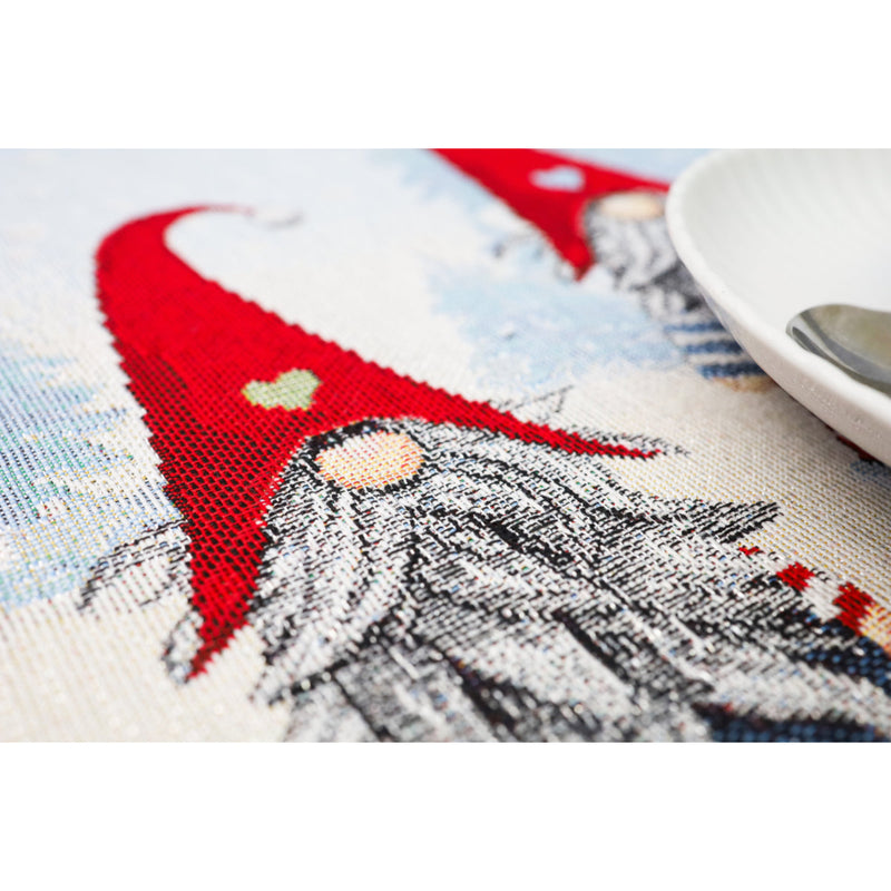 SERVETĖLĖ - NAMUKAS SU NYKŠTUKAS