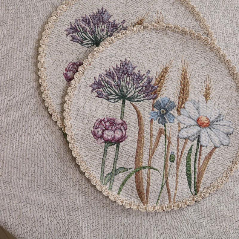 APVALI SERVETĖLĖ - GĖLĖS SU RUGIAIS.