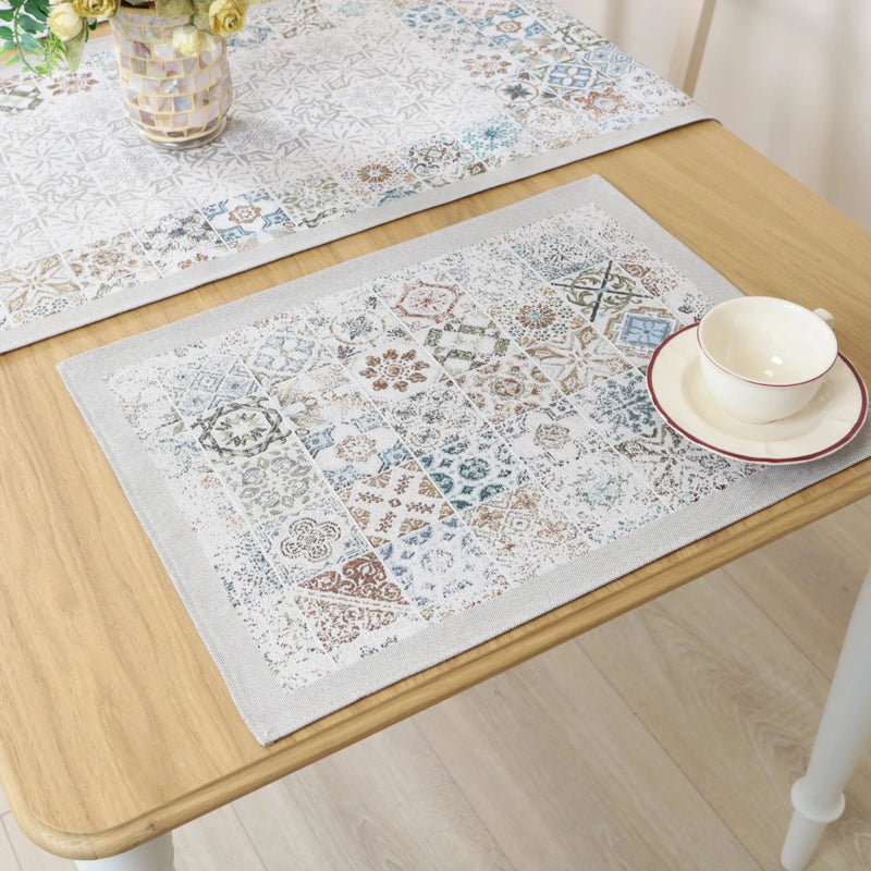 SERVETĖLĖ - ORNAMENTAI