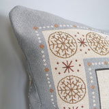 DVIPUSIS GOBELENO PAGALVĖS UŽVALKALAS ŠVIESIOS EGLUTĖS