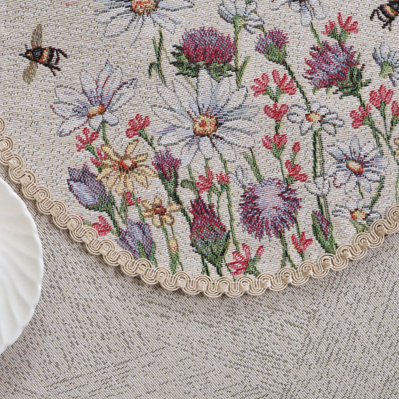 APVALI SERVETĖLĖ - GĖLĖS SU BITUTĖM