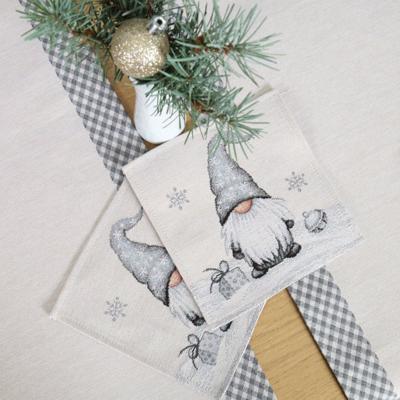 SERVETĖLĖ - NYKŠTUKAI